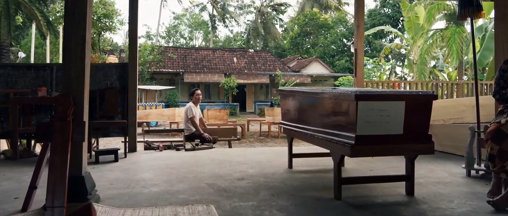 Sosok Ketiga Lintrik Full Movie HD Streaming 2025