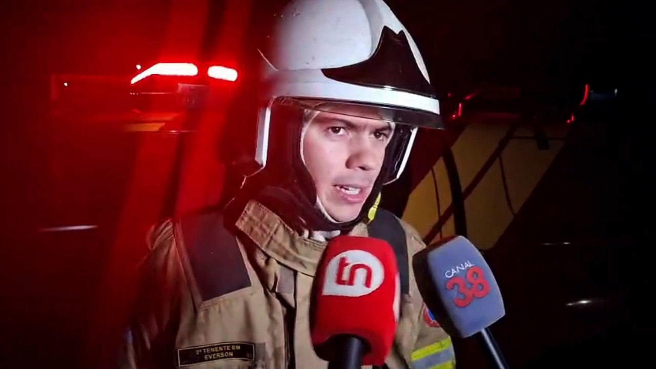 Incêndio atinge maquinário de empresa no Contorno Sul de Apucarana