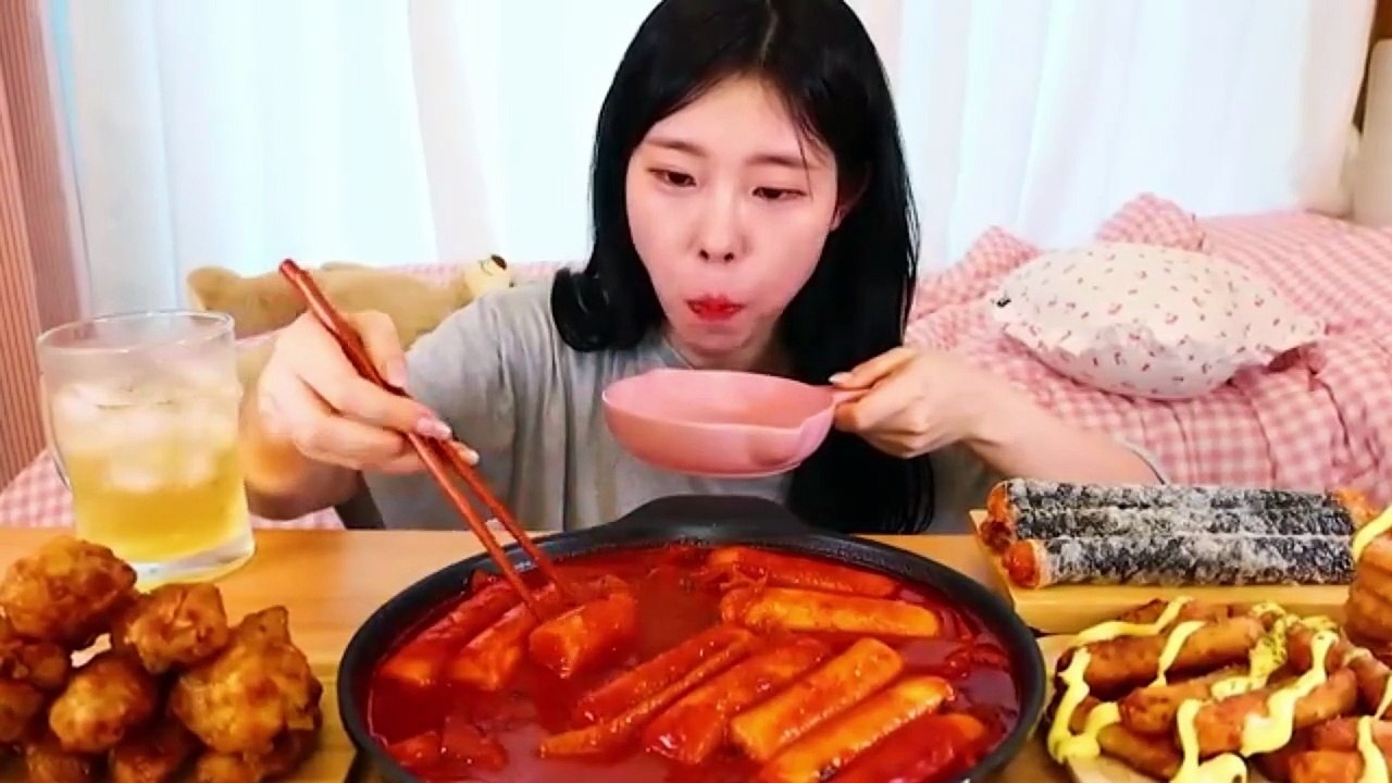 ASMR MUKBANG| Spicy Garaetteok Tteokbokki, Honey Combo Fried Chicken, Crunch Buldak Seaweed Rolls