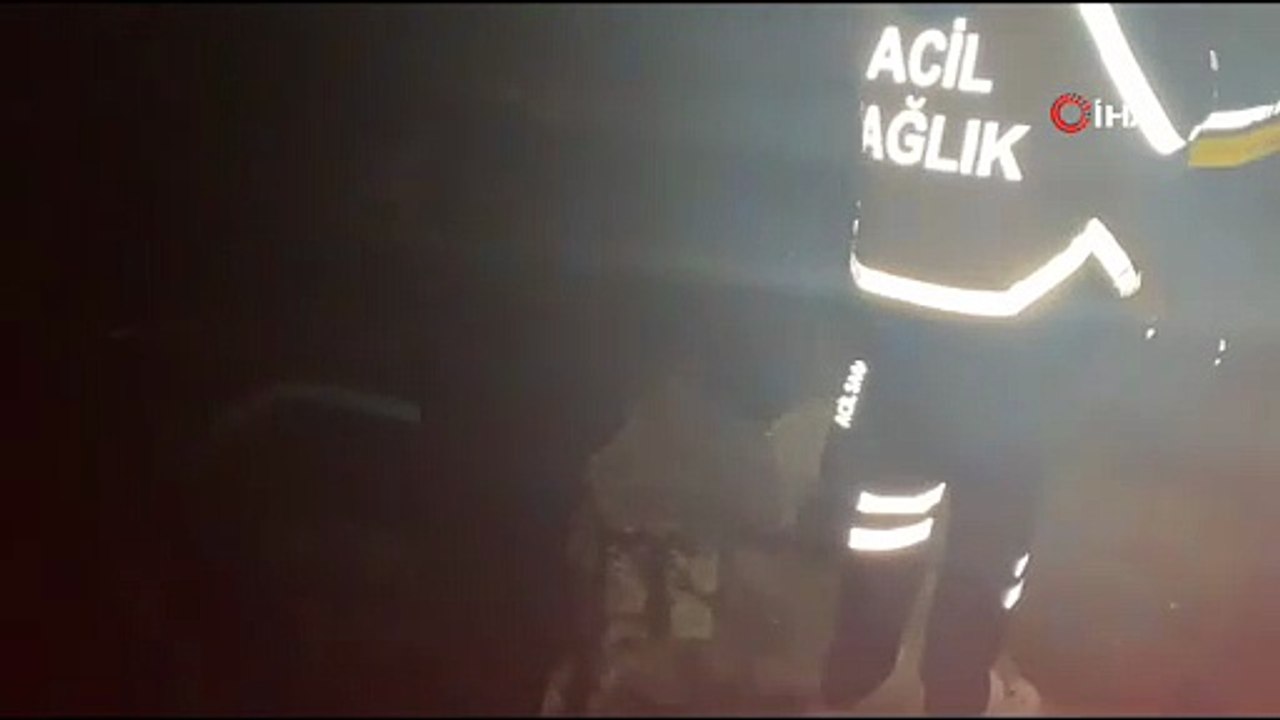 Marmaris’te denize atlayan kadını vatandaşlar kurtardı
