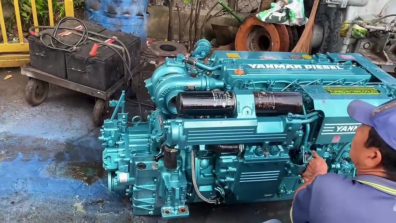 YANMAR 6LY-ST ( 270 hp / 3000 rpm )