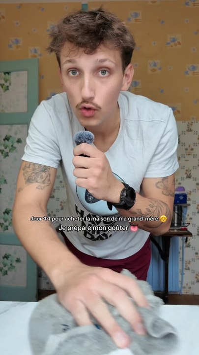 J’aimais trop quand j’étais petit rajouter du Nutella dans mes pains au chocolat 😭 Vous dites pain au chocolat ou Chocolatine ? 🙌 (puisque qu’on est en 2016) J’ai ouvert une cagnotte en bio  je n’oblige personne #achatmaison #heritage