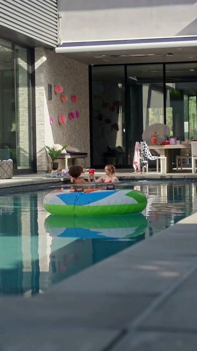 Crossing The Line With My Neighbor #shortical