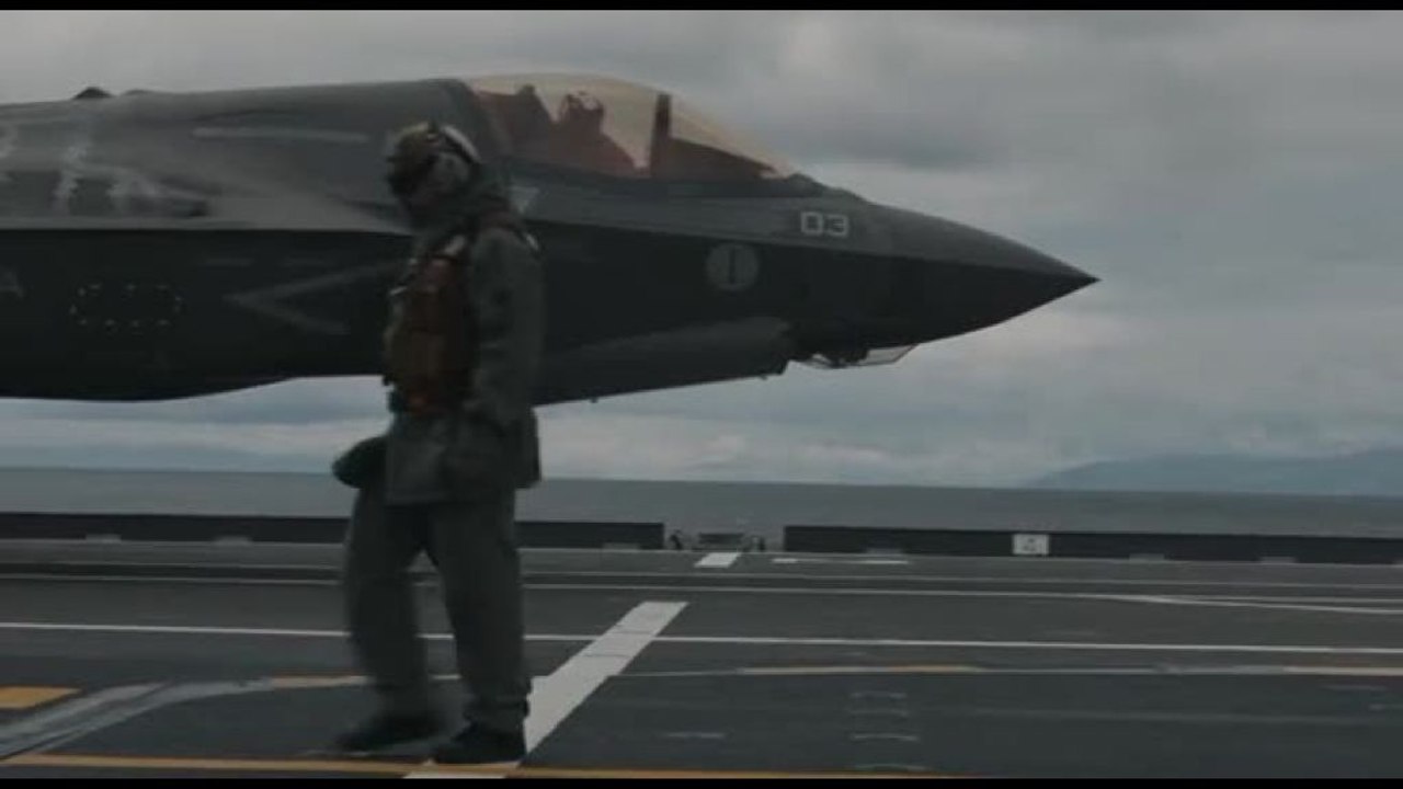 Sulla portaerei Cavour per capire l'attività Nato Neptune Strike