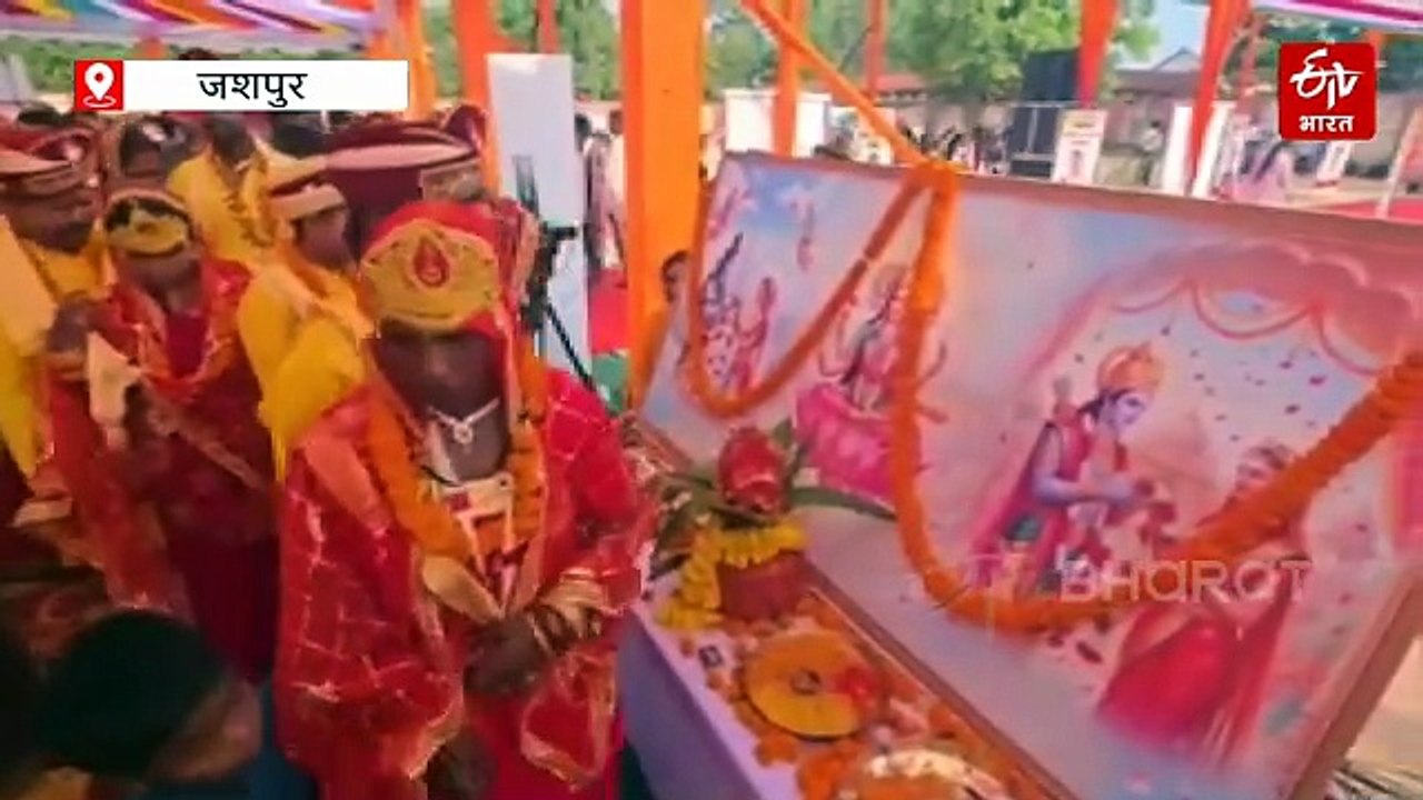 जशपुर में CM साय ने 79 हजार श्रमिकों को ट्रांसफर किए 27 करोड़, 240 जोड़ों के सामूहिक विवाह में शामिल, जानिए और क्या-क्या मिला