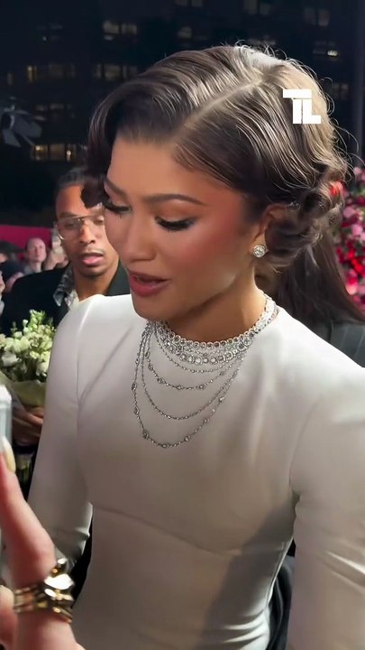 TL - L’arrivée de Robert Pattinson et de Zendaya, à l’avant-première du film The Drama