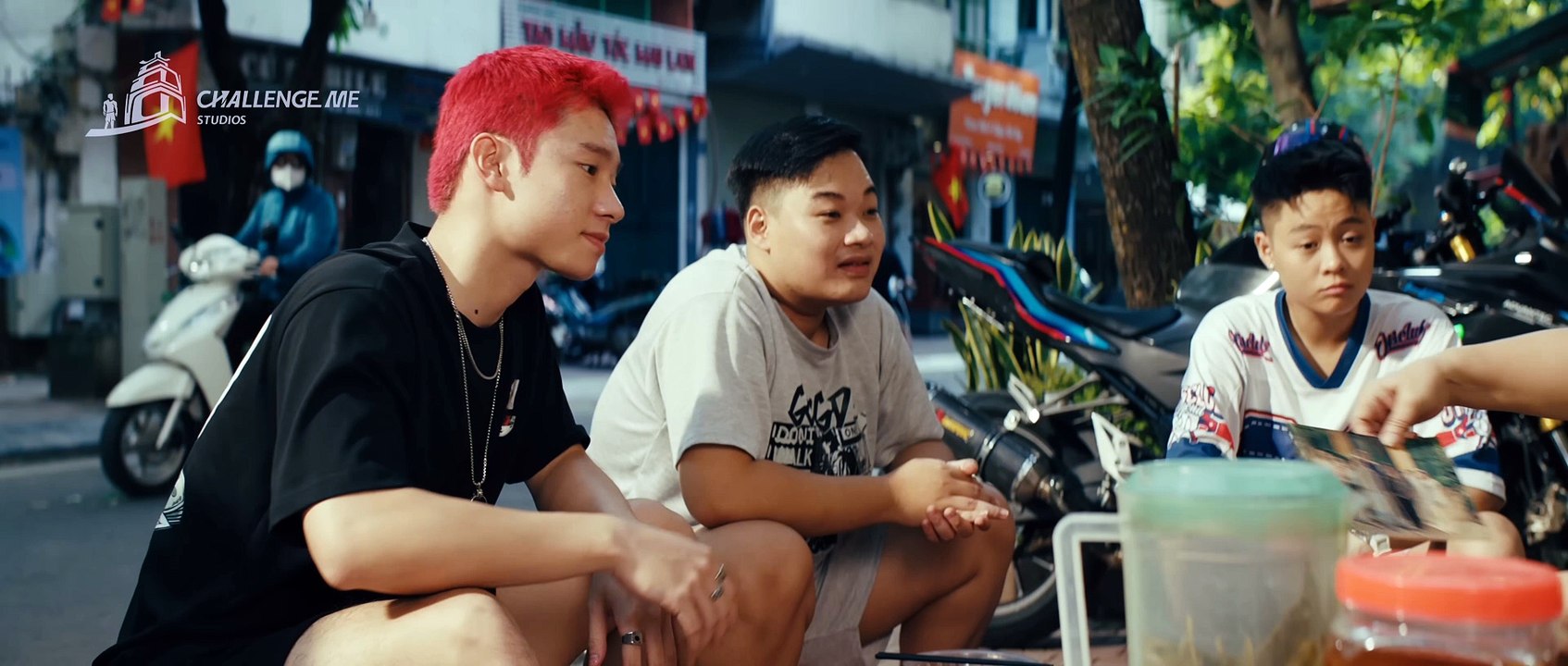 THẾ HỆ KỲ TÍCH - BÀ ĐỪNG BUỒN CON - Challenge Me - Phim chiếu rạp