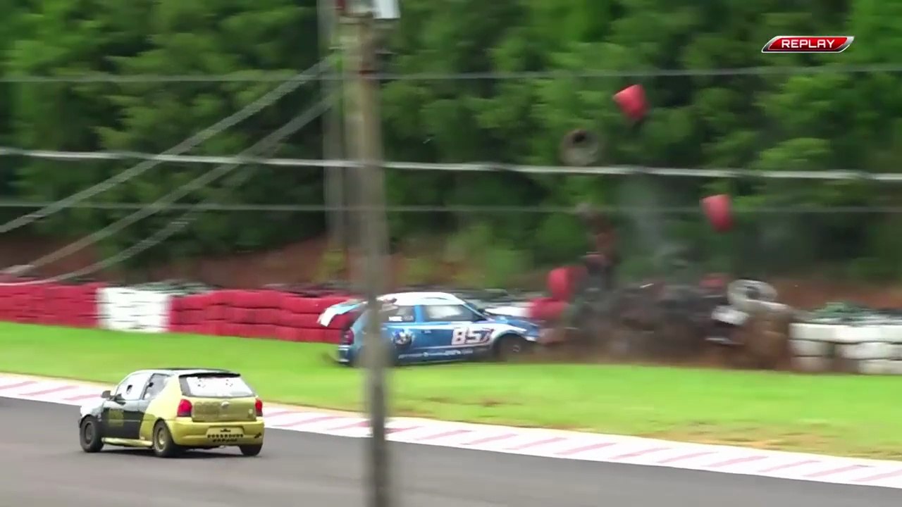 Copa Classic RS 2026 Tarumã Race 1 Delgado Big Crash