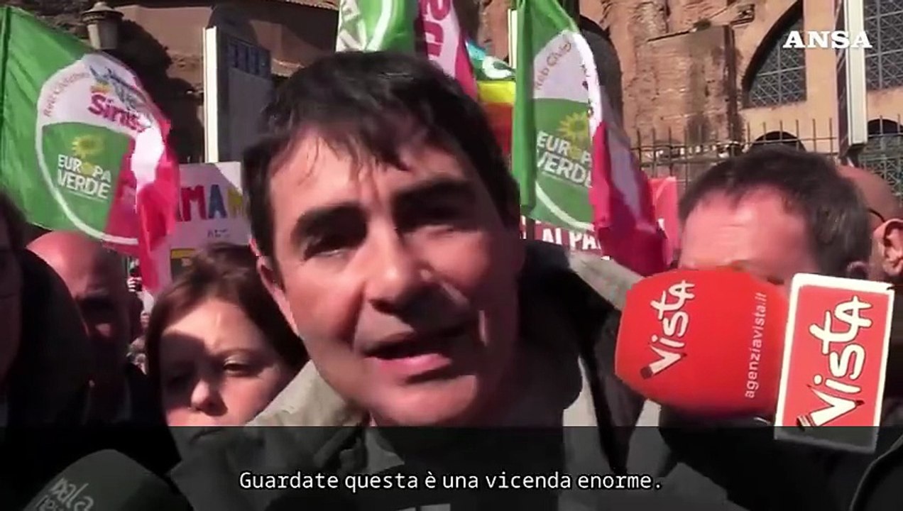 No Kings, Fratoianni sul caso Salis: "Governo chiarisca"