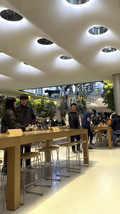 Nelson Wang visited the Apple Store on Fifth Avenue in Manhattan. Photographed by Gonzalez on March 28, 2026. 767 5th Ave, New York, NY 10153