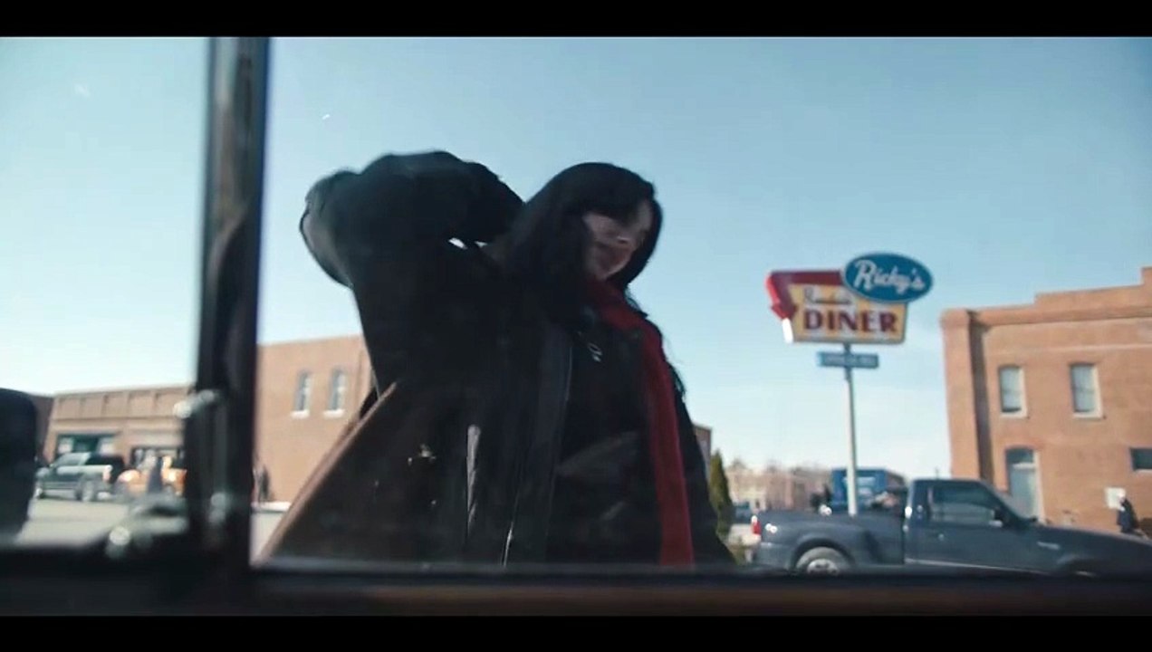 Algo terrible está apunto de suceder. 1x01 Nunca te arrodilles