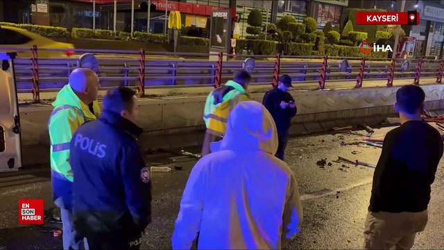 Kaza yapan ehliyetsiz ve alkollü sürücüyü, polis tedaviye ikna etti