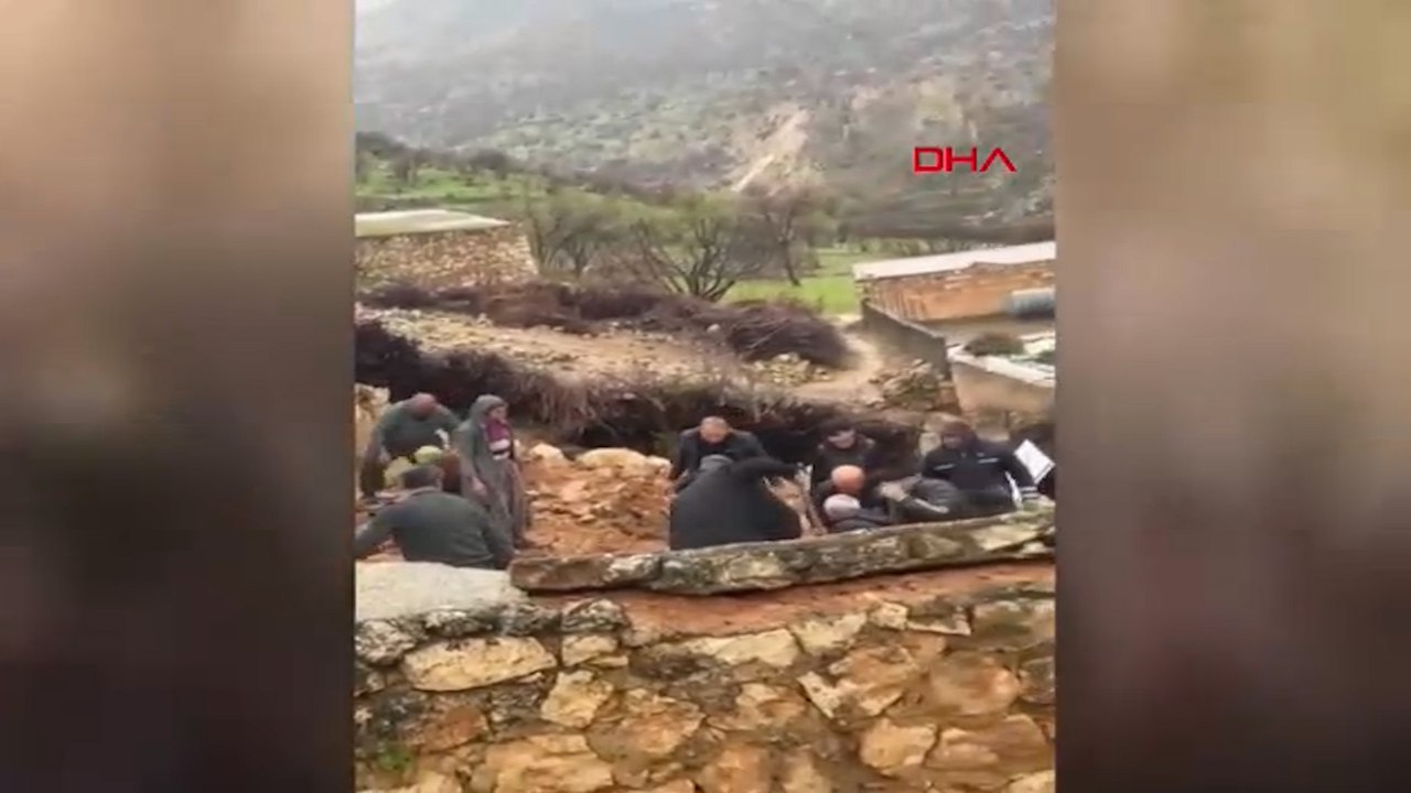 Mardin’de ahır çöktü; 50 küçükbaş hayvan öldü