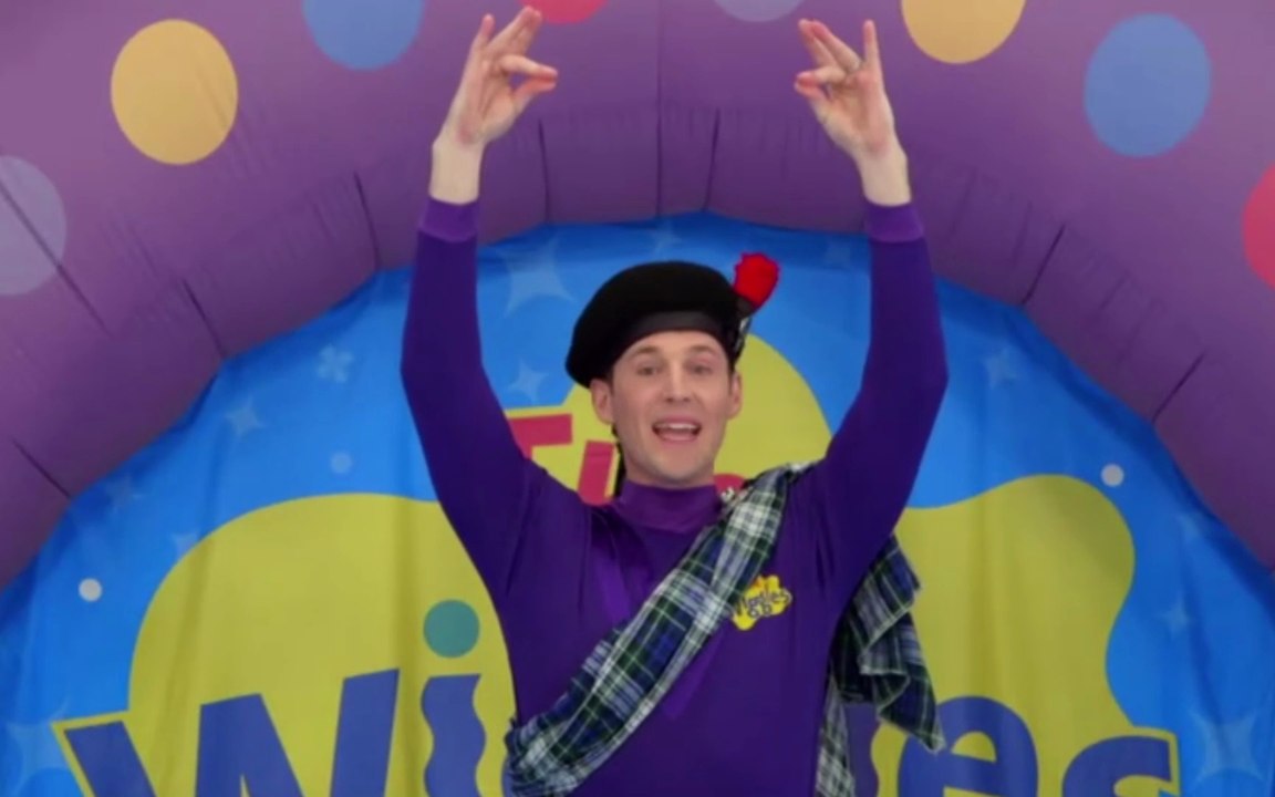 The Wiggles The Road To The Isles Do The Highland Fling 2016...mp4
