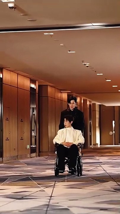 Two Broke Writers vs the Orignial Heroine Full Engsub