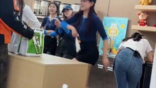 Unexpected Shop Dance 😱 | Delivery Boy & Girls Viral Moment 🔥🔥