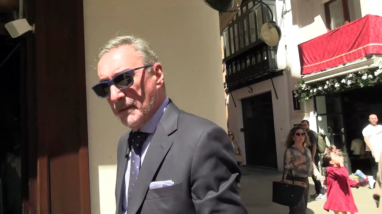 Carlos Herrera hace una importante promesa en su primera Semana Santa como abuelo