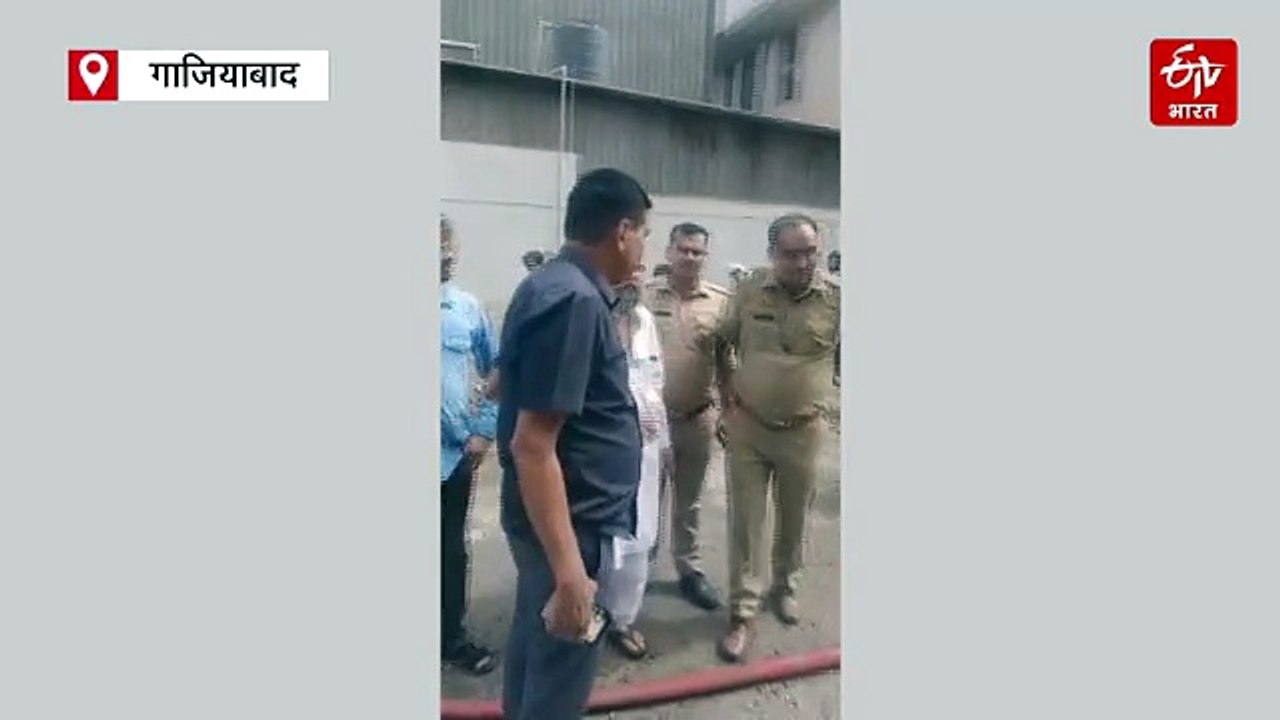 आजाद ऑयल कंपनी में भीषण आग, ढाई घंटे में दमकल ने पाया काबू, दो फैक्ट्रियां जलकर खाक