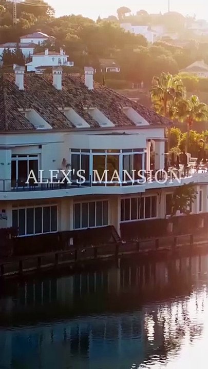 NiñEra Exconvicta Y Papá Soltero Millonario