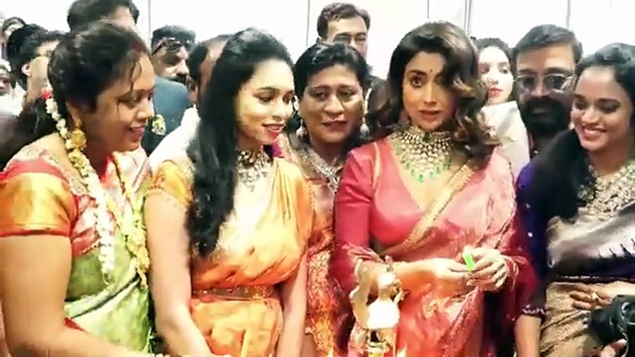 Actress Shriya Saran Inaugurates SKT Gold & Diamonds – 4th Flagship Store at JubileeHills
