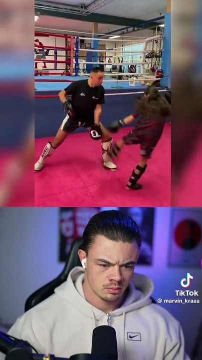 Es ist geschockt über diese kampfratte