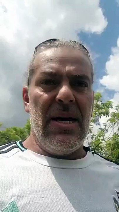 Hijo del escultor de la Paz Jhon Fitzgerald está en UCI por ataque con bate