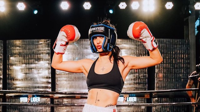 Flor Vigna se toma muy en serio el Supernova Génesis y muestra parte de su rutina para pelear con Alana Flores