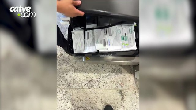 Medicamentos contrabandeados são apreendidos em mala no aeroporto de Foz do Iguaçu