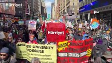 Manhattan'da "Krallara Hayır" protestosunda on binlerce kişi yürüdü
