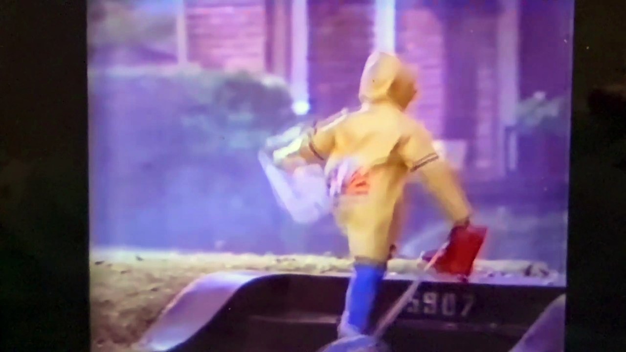 Chuck E. Cheese’s Ad- The Winner (1990)