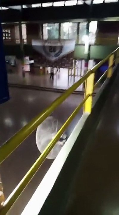 Disparos en el patio: un alumno entró armado y mató a un compañero de 13 años en una escuela de Santa Fe