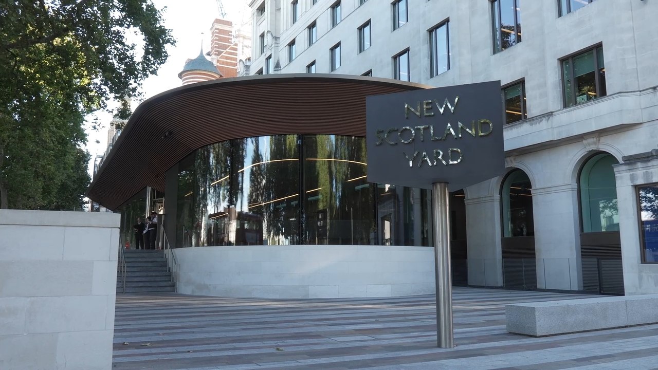 Met Police reviewing CCTV in review of Morgan McSweeney phone theft