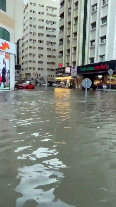 Floodwater Still Covers Roads in Al Majaz 1, Sharjah UAE | After Heavy Rainfall March 29, 2026