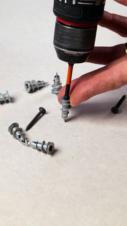 Drywall anchors made easy🙌