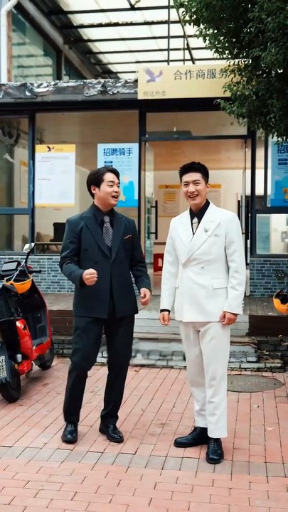 Rich Girl,Vying For Inheritance,Hires A Poor Guy To Pose As Her Brother,But Ends Up Falling For Him Ranked