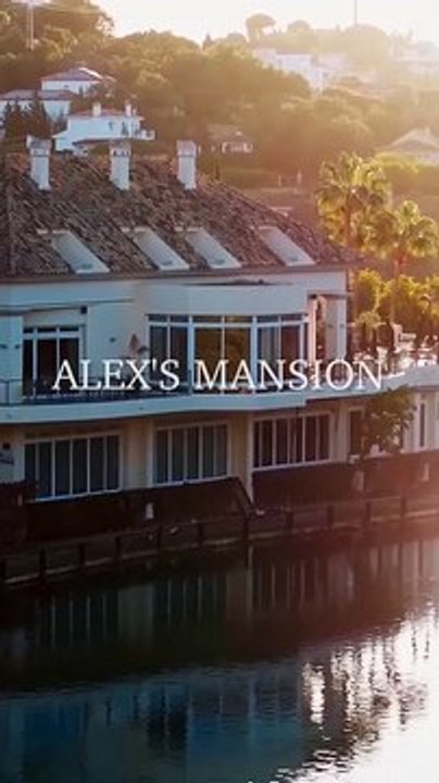 [doblado] Niñera exconvicta y papá soltero millonario