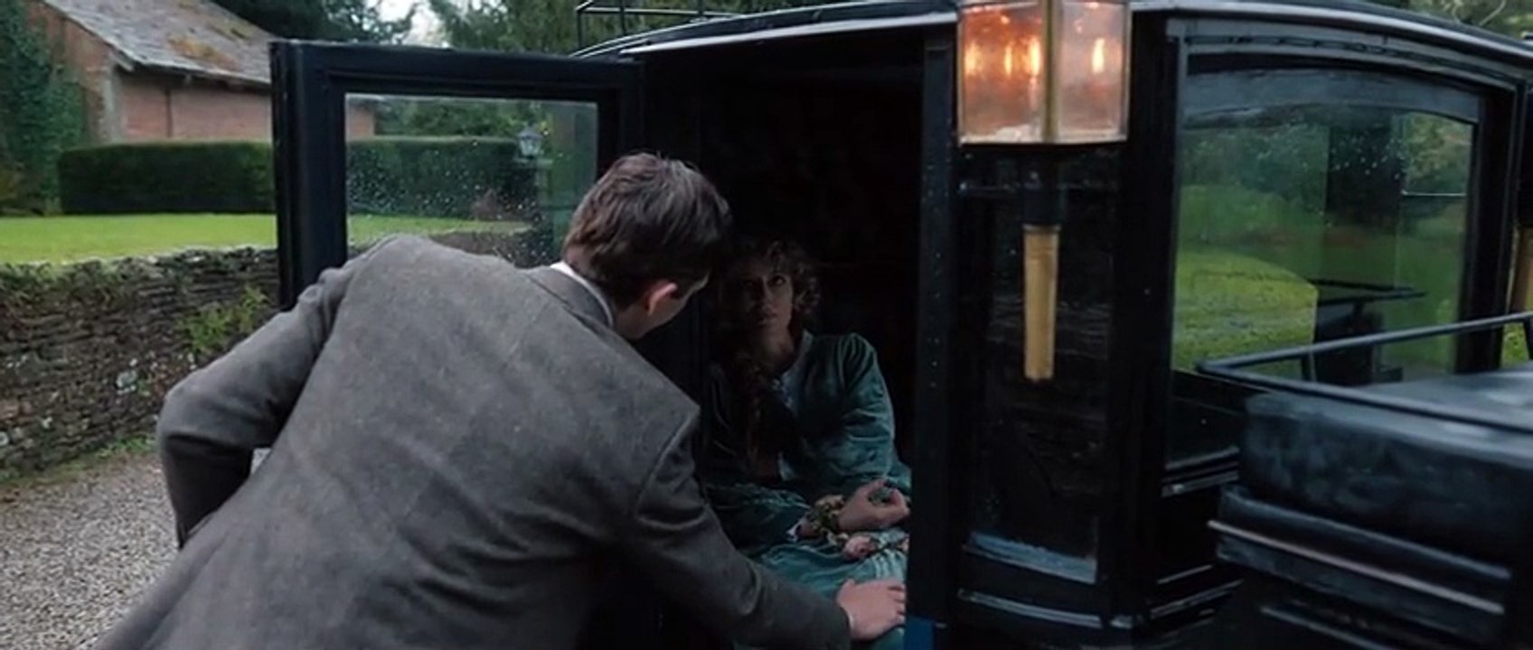 Young Sherlock - Season 1 Episode 04: The Case of the Missing Button