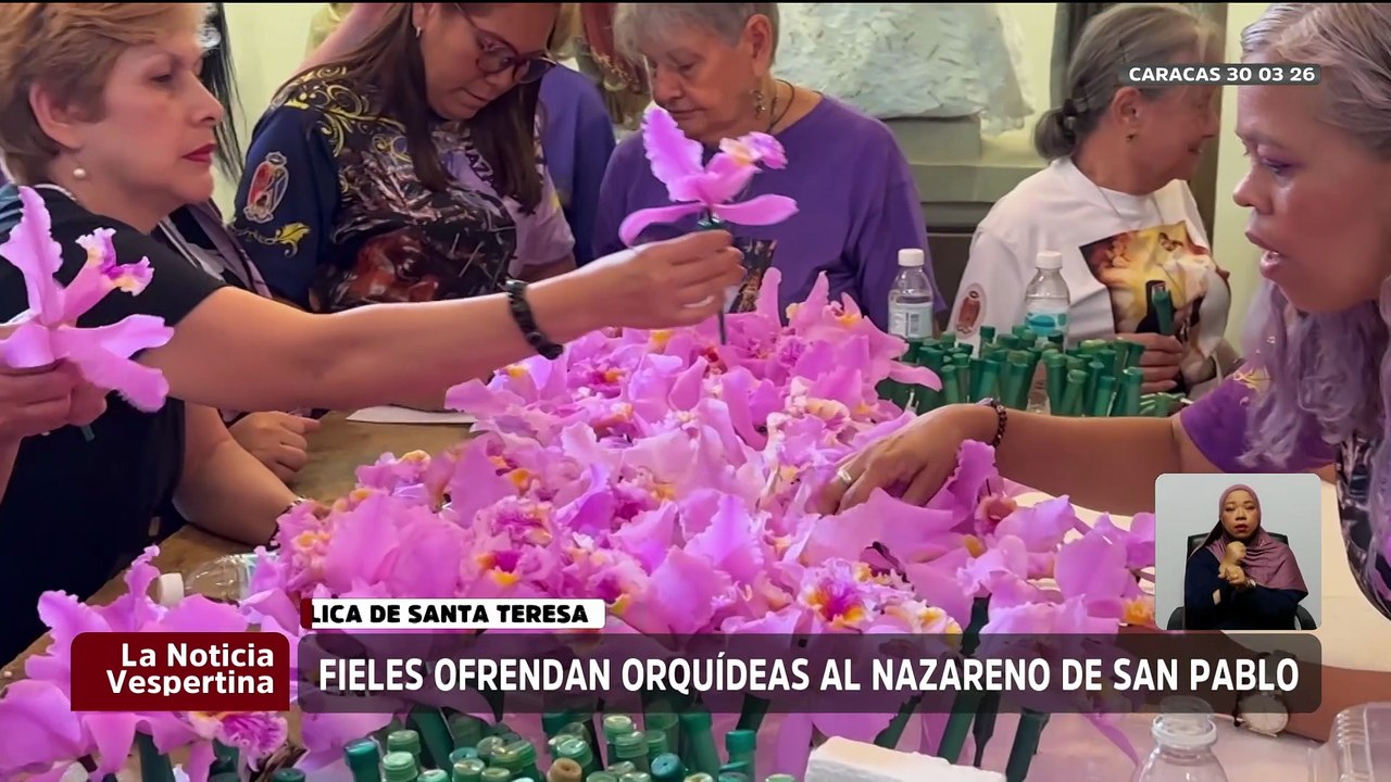 Caracas | Feligreses ofrendan orquídeas al Nazareno de San Pablo en la Basílica de Santa Teresa