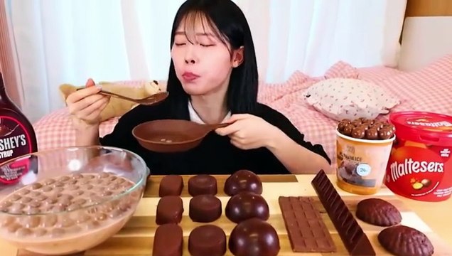 ASMR MUKBANG| Chocolate Dessert Party! Maltesers in Milk, Ice cream, Madeleine, Pudding, Marshmallow