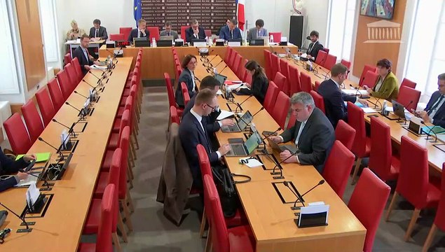 Commission des lois : Simplifier la gestion de la commande publique par les opérateurs économiques ; Simplifier le millefeuille territorial par la collectivité unique - Lundi 30 mars 2026