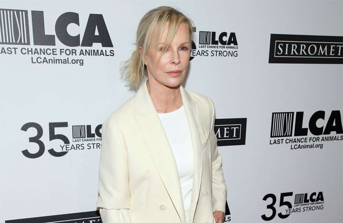 Kim Basinger reflects on her time working with Bruce Willis.