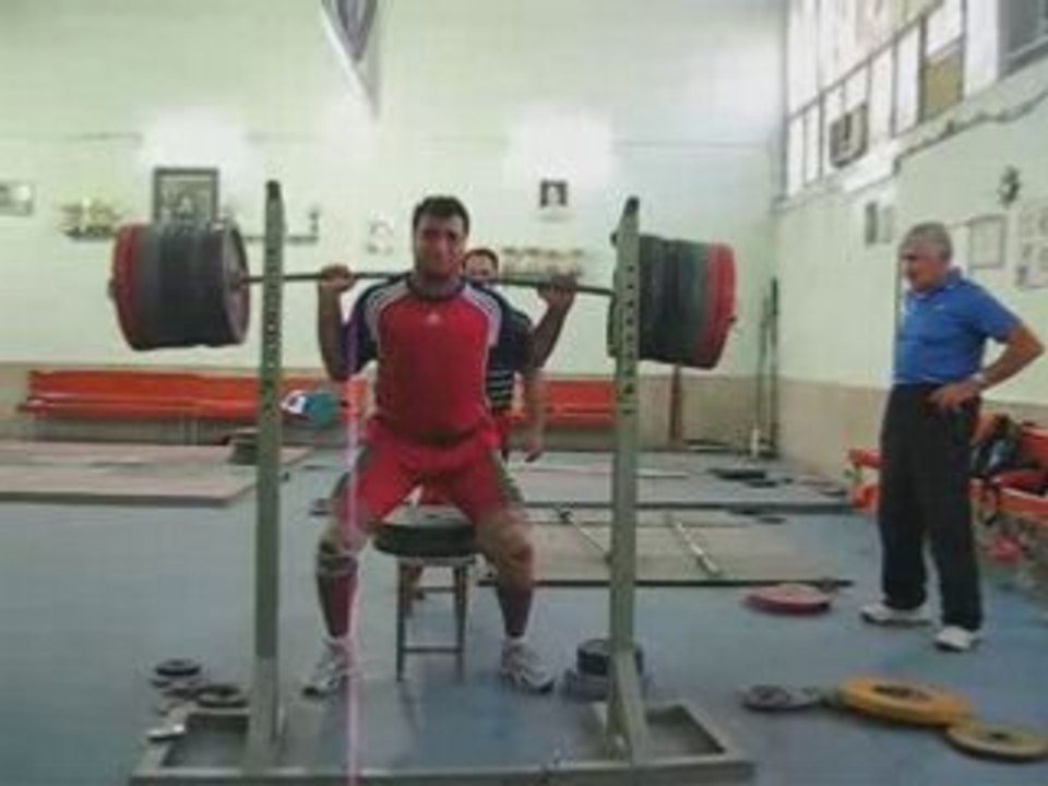 2X400kgs demi squat HADADI INCROYABLE !!!