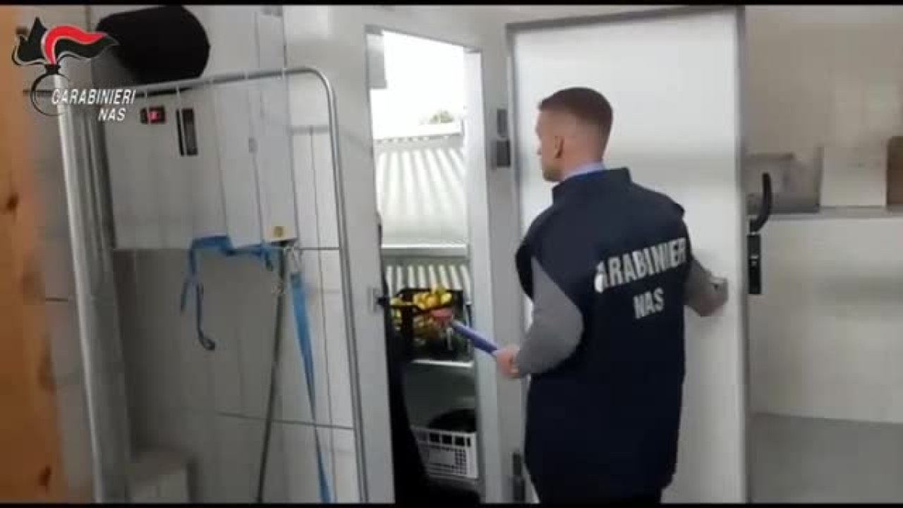 I Nas nelle mense ospedaliere, trovate formiche al Cardarelli