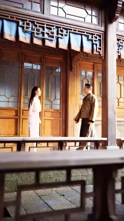 Playing the Enemy, Loving the Boss stardusttv