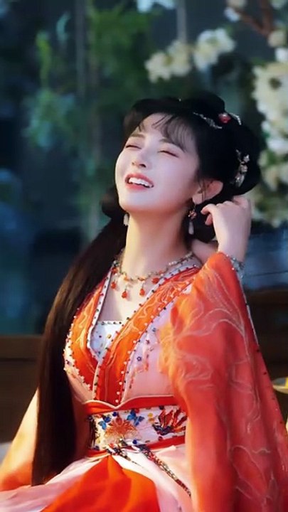 Transmigrated As Ancient Ugly Woman