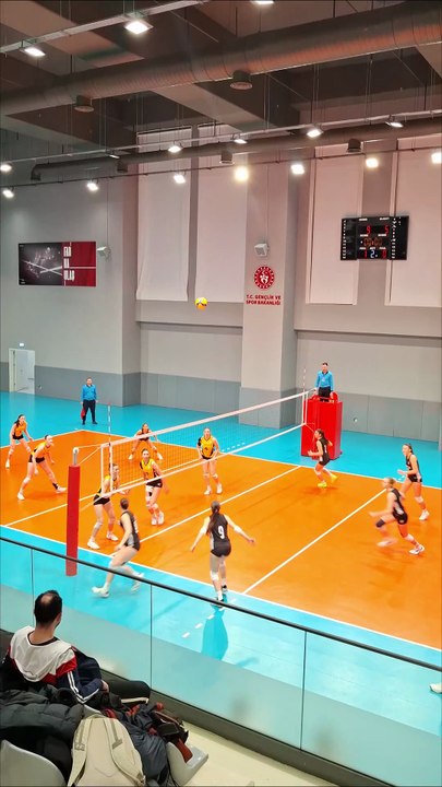 İkinci Set Rallileri - Beşiktaş v VakıfBank - Genç Kızlar Süper Ligi 14. Hafta