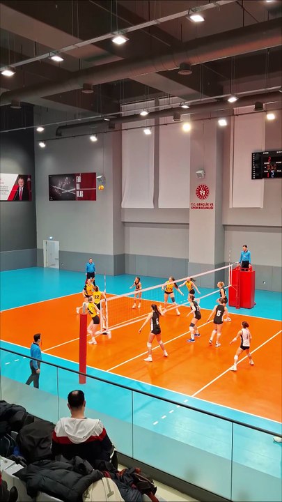 İkinci Set Sonucu - Beşiktaş 10-25 VakıfBank - Genç Kızlar Süper Ligi 14. Hafta