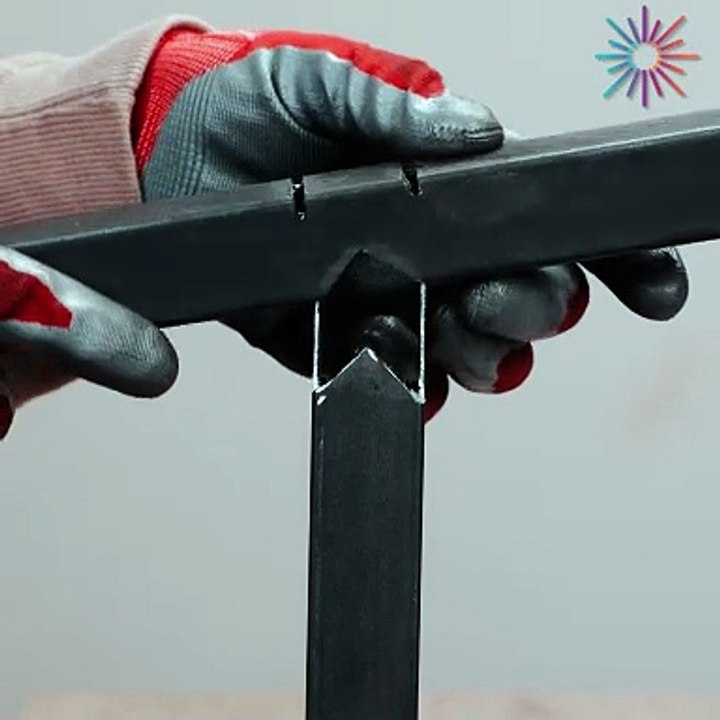 Simple but genius metal bending hack 💡⚙️