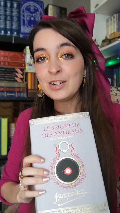 Vous trouvez le Seigneur des Anneaux et le Silmarillion difficiles ?Les Contes Perdus vont encore plus loin… et révèlent les premières versions des récits de Tolkien ✍️