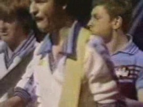 Cockney Rejects - Bubbles Totp